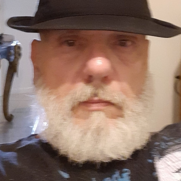 Meet your Posher, David - Picture 1 of 1